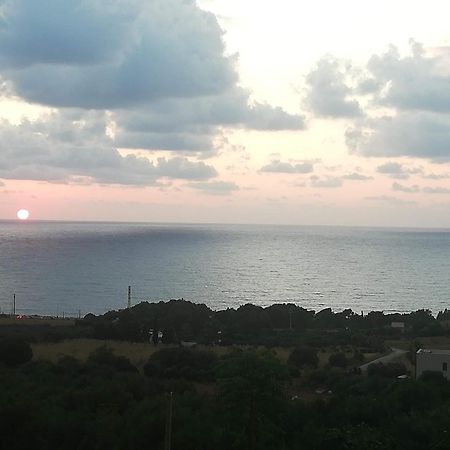 Ferienwohnung La Vecchia Badessa A Due Passi Dal Mare Macari Exterior foto