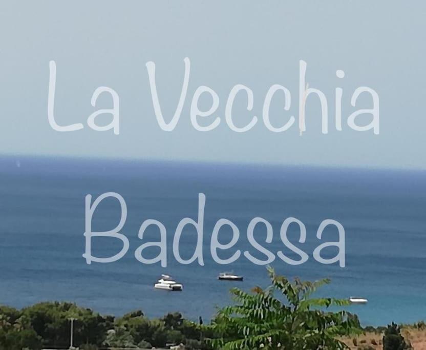 Ferienwohnung La Vecchia Badessa A Due Passi Dal Mare Macari Exterior foto